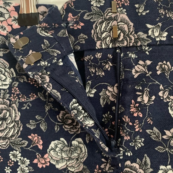 Riviera shorts from LOFT - Picture 3 of 6